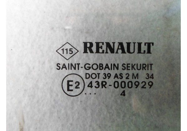 Скло правої передньої двері Renault Espace IV, 8200015478